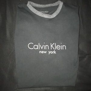 Calvin Klein T-shirt
